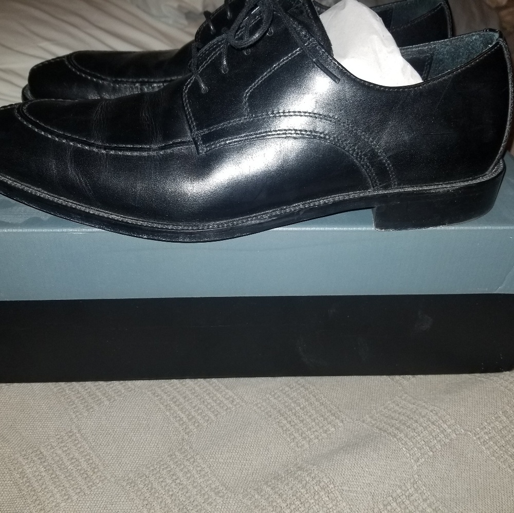 Johnston and Murphy dress shoes